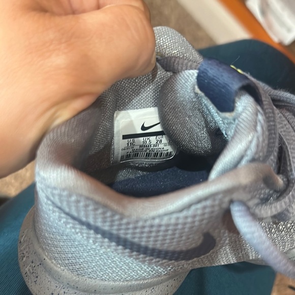 Nike Kids Gray High-Top Sneakers size 11 - Picture 5 of 5